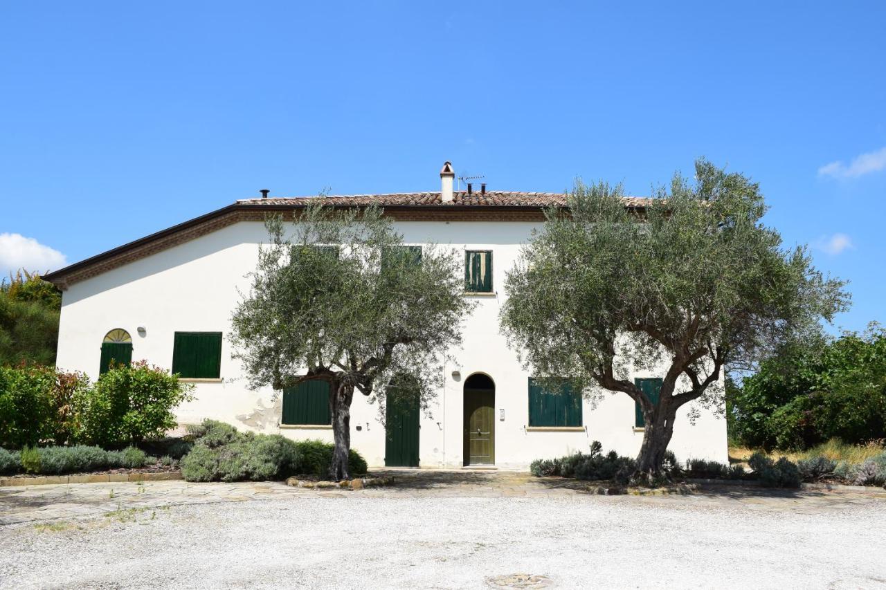 Borghetto Country Apartments Saludecio Exteriör bild
